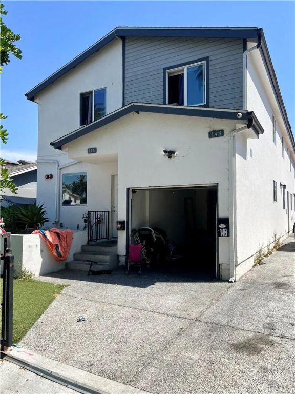 146 E 94th Street, Los Angeles, CA 90003