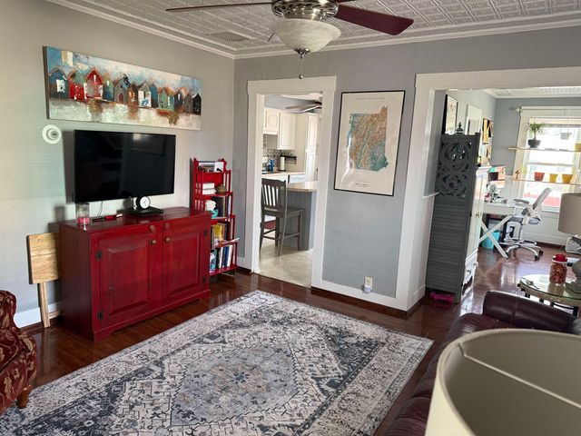 29 Elkins Street, Franklin, NH 03235