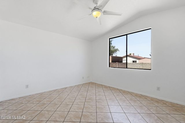 6574 W Blythe Place, Tucson, AZ 85743