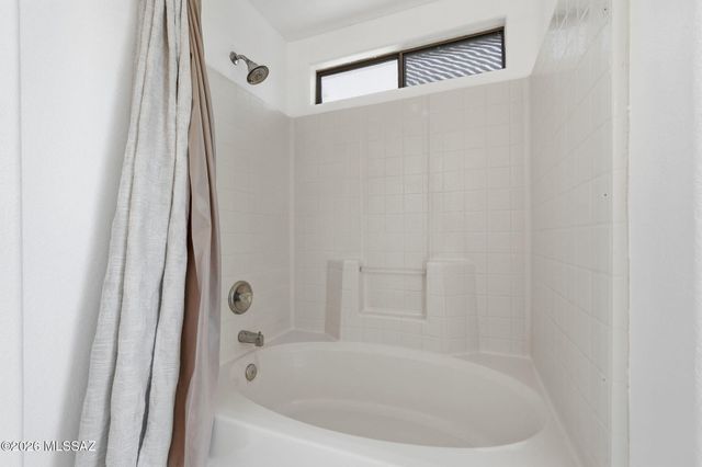 6574 W Blythe Place, Tucson, AZ 85743