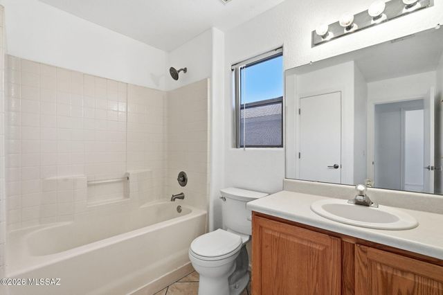 6574 W Blythe Place, Tucson, AZ 85743
