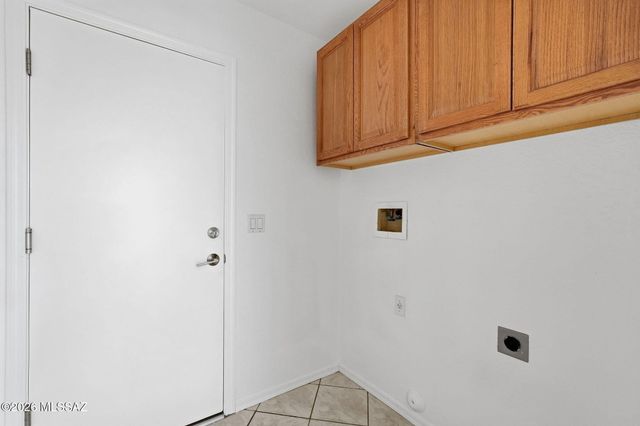 6574 W Blythe Place, Tucson, AZ 85743