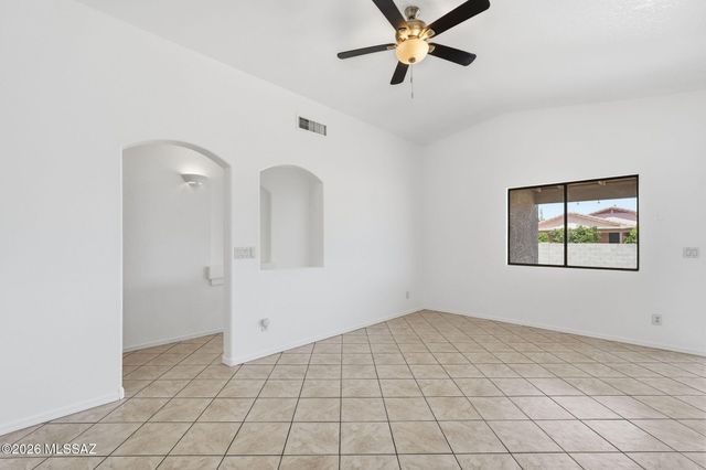 6574 W Blythe Place, Tucson, AZ 85743