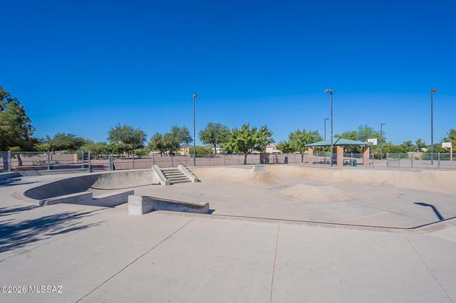6574 W Blythe Place, Tucson, AZ 85743