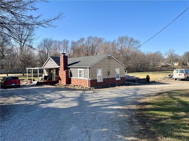 19310A Metcalf Avenue, Stilwell, KS 66085