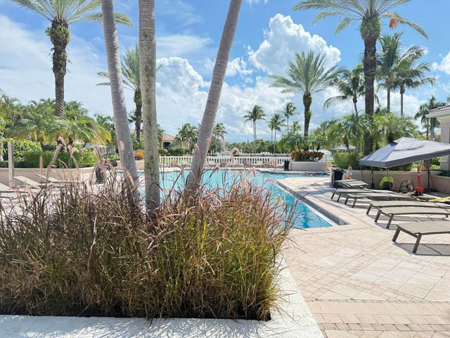 3020 Alcazar Place 303, Palm Beach Gardens, FL 33410