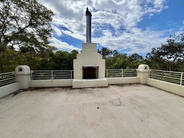 7324 El Fuerte Street, Carlsbad, CA 92009