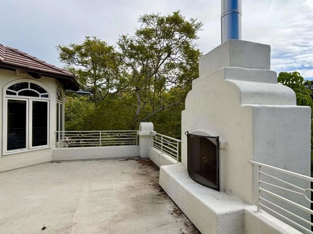 7324 El Fuerte Street, Carlsbad, CA 92009