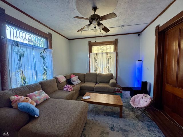 415 S Washington Street, Crawfordsville, IN 47933