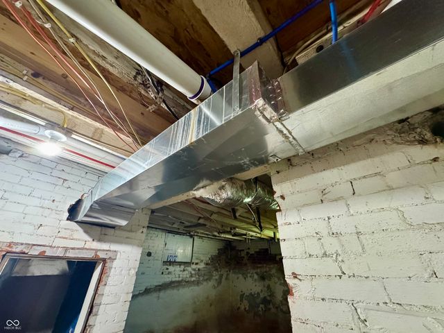 415 S Washington Street, Crawfordsville, IN 47933