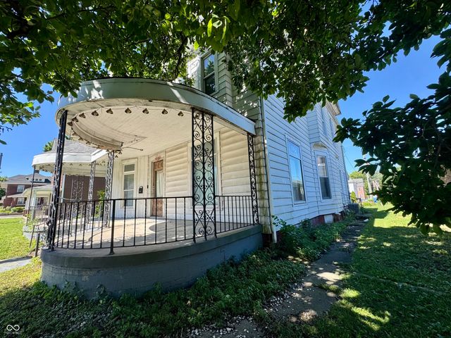 415 S Washington Street, Crawfordsville, IN 47933