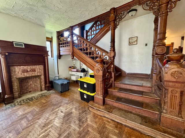 415 S Washington Street, Crawfordsville, IN 47933