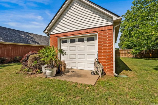 940 Jaci Lane, Conway, AR 72034
