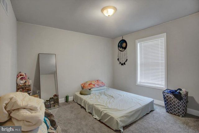 238 PARKWAY DR, Mount Holly Springs, PA 17065