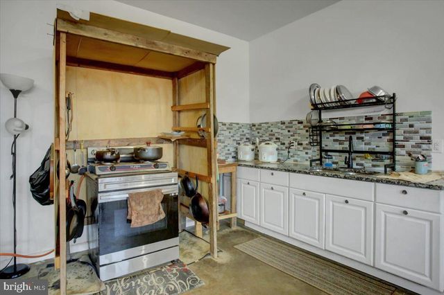 238 PARKWAY DR, Mount Holly Springs, PA 17065