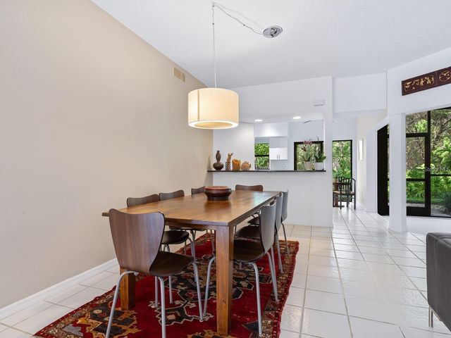 1678 STARLING DRIVE 102, Sarasota, FL 34231