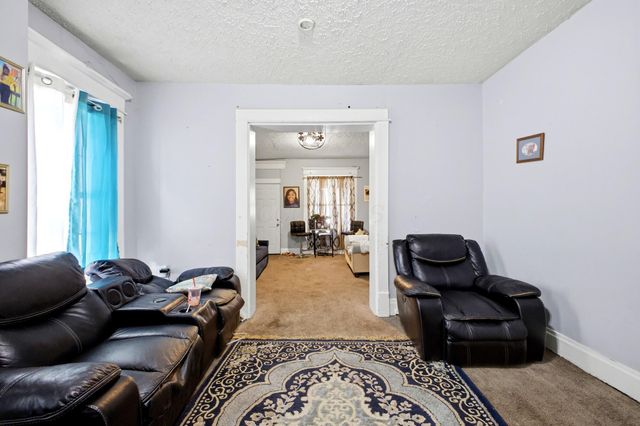 384-386 N Garfield Avenue, Columbus, OH 43203