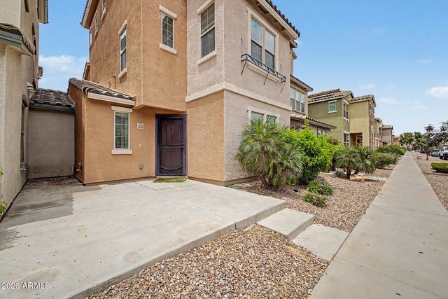 2026 N 77TH Drive, Phoenix, AZ 85035