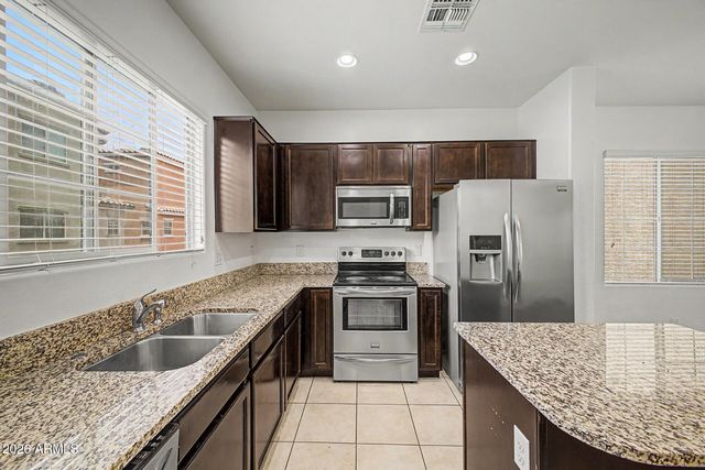 2026 N 77TH Drive, Phoenix, AZ 85035