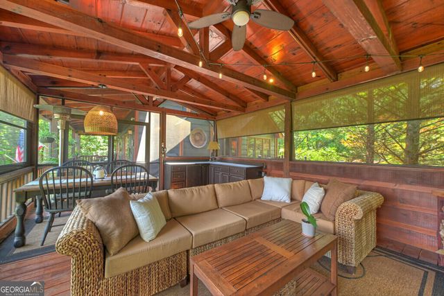 104 Gibbs Trail, Mineral Bluff, GA 30559