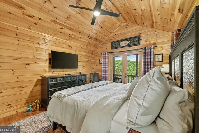 104 Gibbs Trail, Mineral Bluff, GA 30559