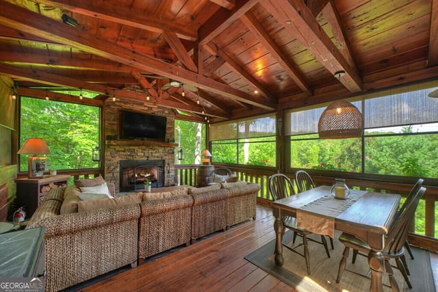 104 Gibbs Trail, Mineral Bluff, GA 30559