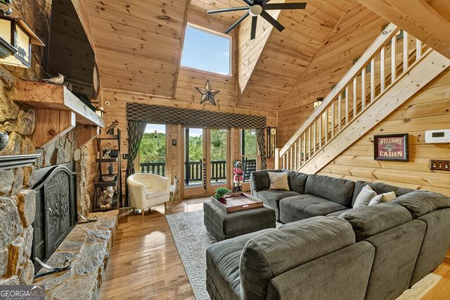 104 Gibbs Trail, Mineral Bluff, GA 30559