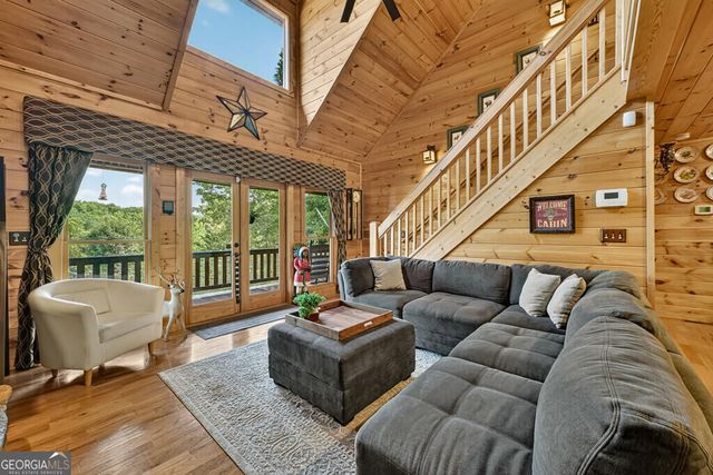 104 Gibbs Trail, Mineral Bluff, GA 30559