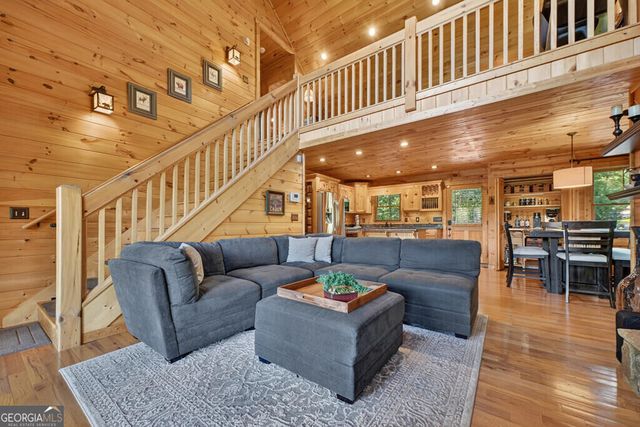 104 Gibbs Trail, Mineral Bluff, GA 30559