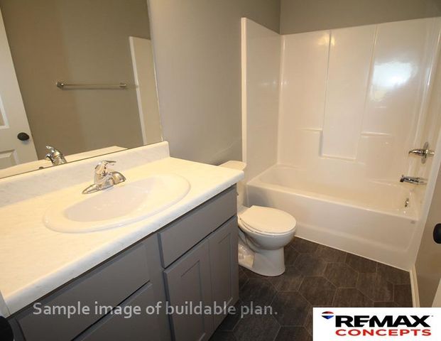 10526 S 76th Street, Lincoln, NE 68516