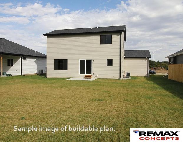 10526 S 76th Street, Lincoln, NE 68516