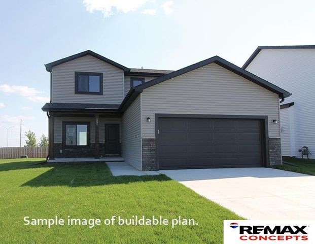 10526 S 76th Street, Lincoln, NE 68516