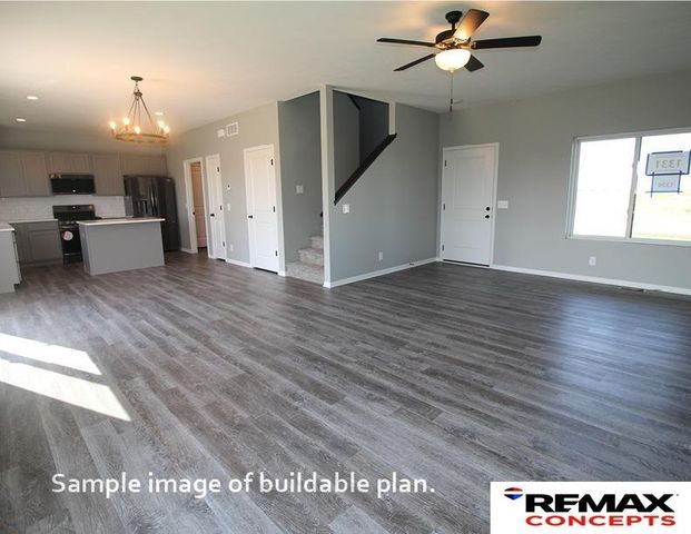 10526 S 76th Street, Lincoln, NE 68516