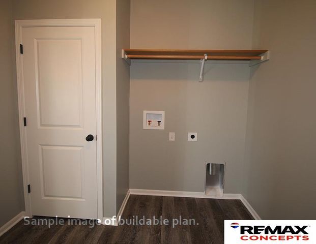 10526 S 76th Street, Lincoln, NE 68516