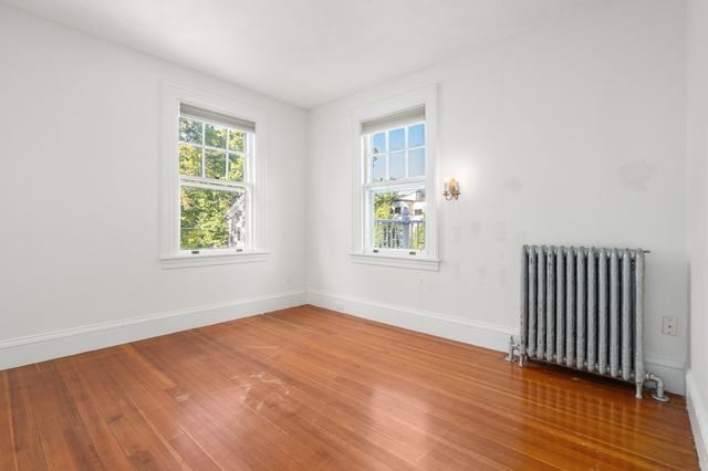 2 Wyman Ct 1, Winchester, MA 01890