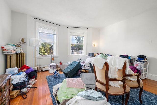2 Wyman Ct 1, Winchester, MA 01890