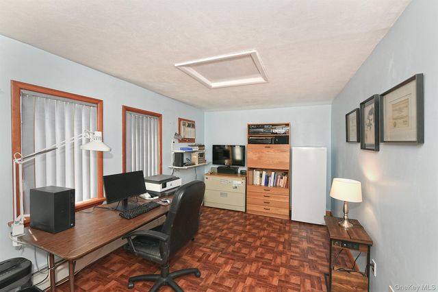 186 11th Avenue, Holtsville, NY 11742