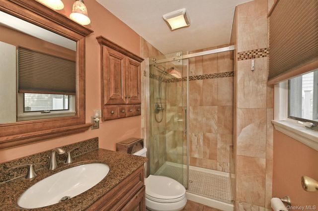 186 11th Avenue, Holtsville, NY 11742