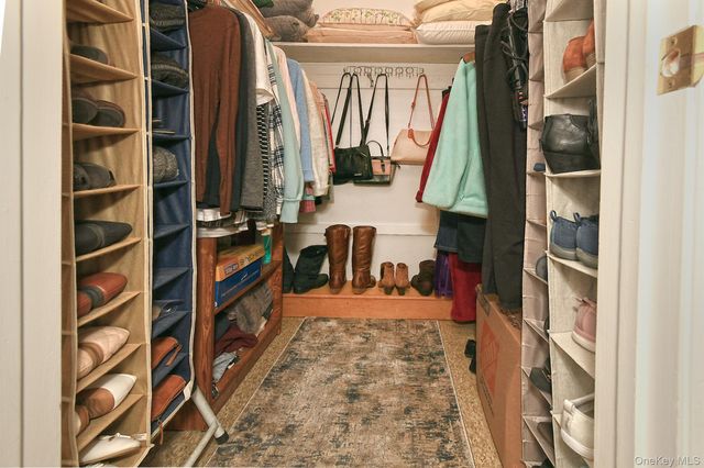 186 11th Avenue, Holtsville, NY 11742