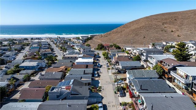 563 Zanzibar Street, Morro Bay, CA 93442