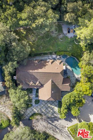 13176 Boca De Canon Lane, Los Angeles, CA 90049