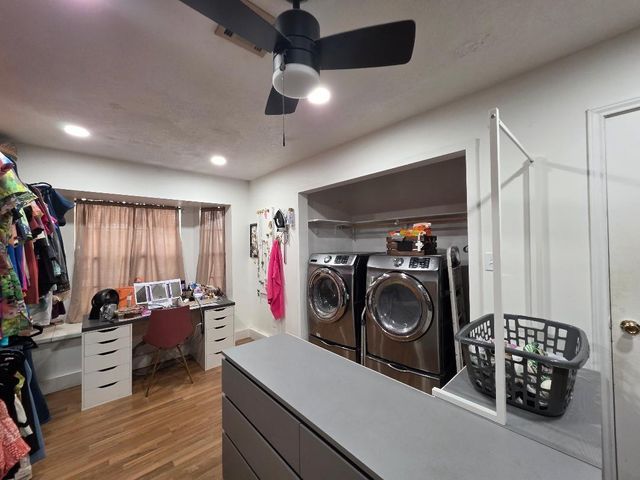 2414 Goldenrod Street, Highlands, TX 77562