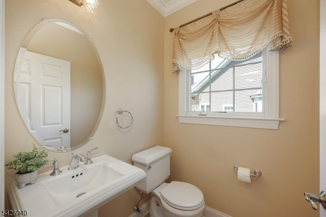 84 Bedford Dr, Montgomery Twp., NJ 08558