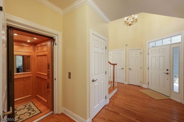 84 Bedford Dr, Montgomery Twp., NJ 08558