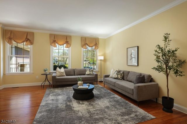 84 Bedford Dr, Montgomery Twp., NJ 08558