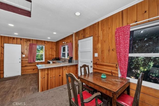 22421 Pine, Cedarpines Park, CA 92322