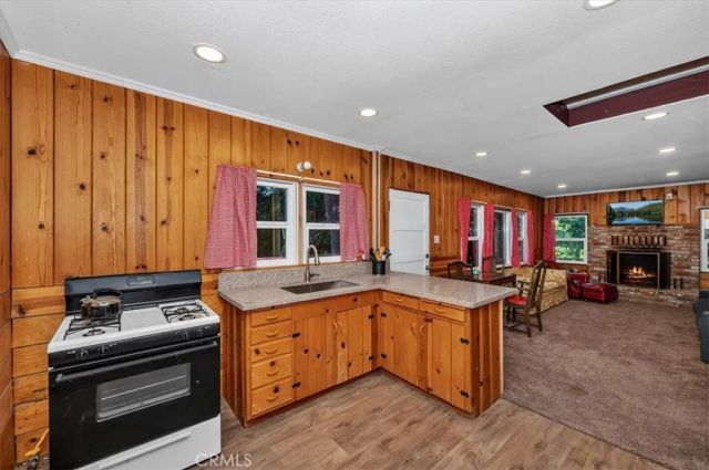 22421 Pine, Cedarpines Park, CA 92322