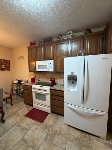 600 Pakis St Apt 4, Hot Springs, AR 71913