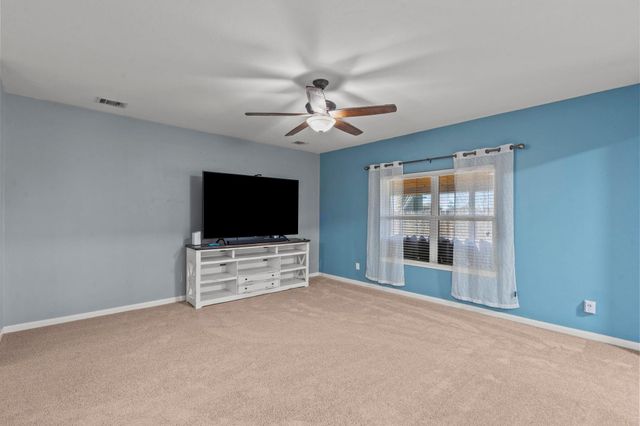 422 Turquoise Trade Drive, La Marque, TX 77568