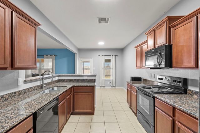 422 Turquoise Trade Drive, La Marque, TX 77568